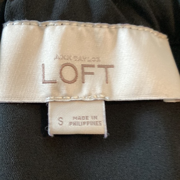 LOFT Sleeveless Racerback Black Dressy Top Size S in excellent condition - Picture 6 of 6